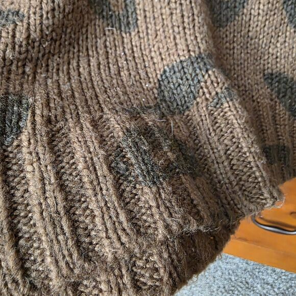 Wooden Ships Leopard Print Sweater Size Medium Brown Black Pullover Boxy Loose - Picture 9 of 10